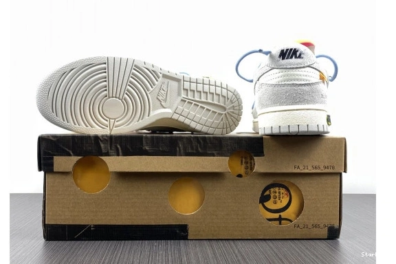 Low O-W Lot Dunk Nike 38 DJ0950-113 0817
